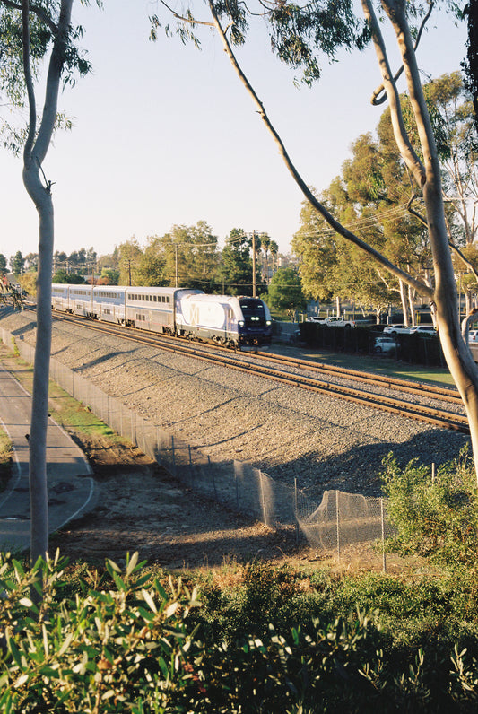 (5) Car Surfliner